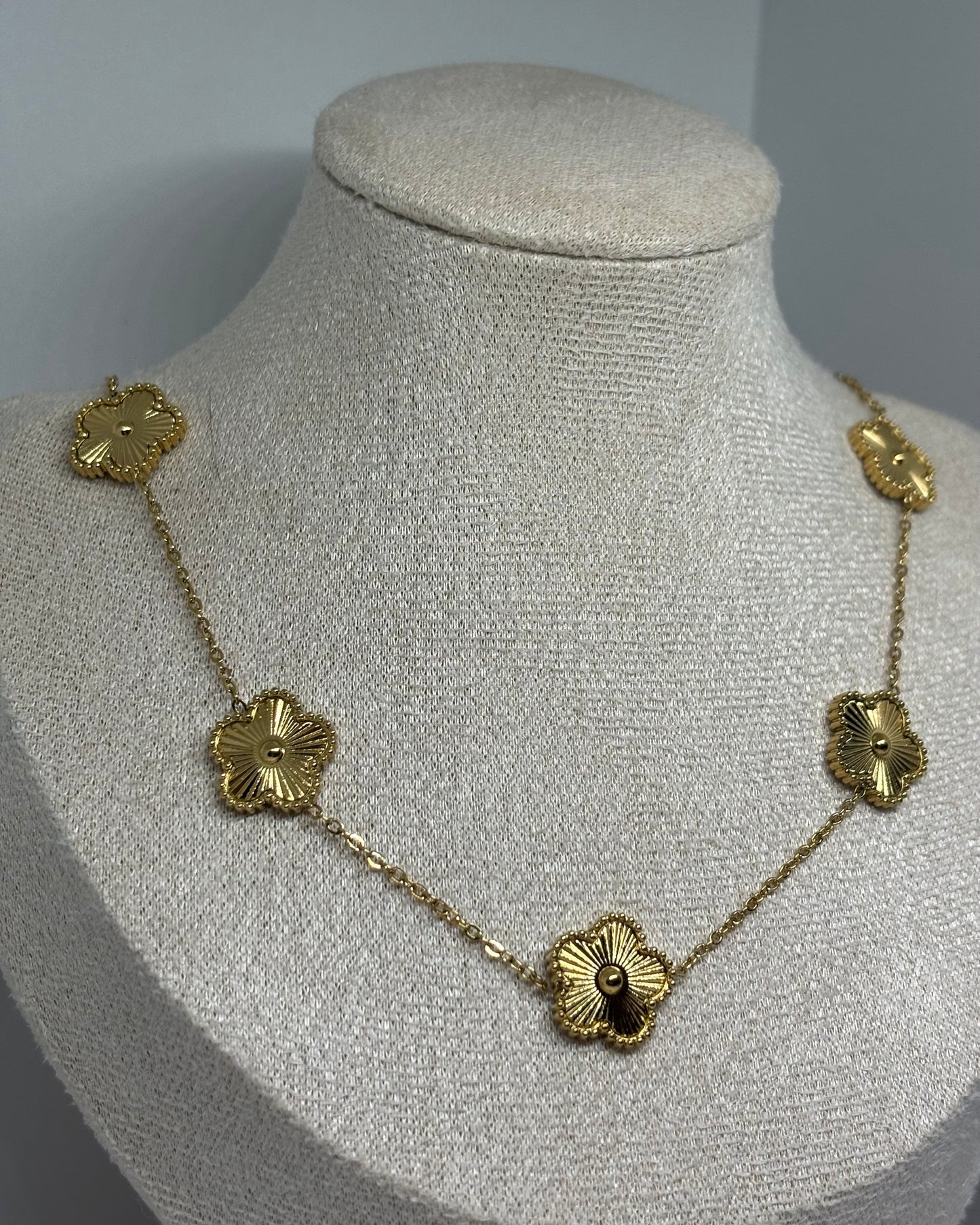 Sun Flower Necklace.