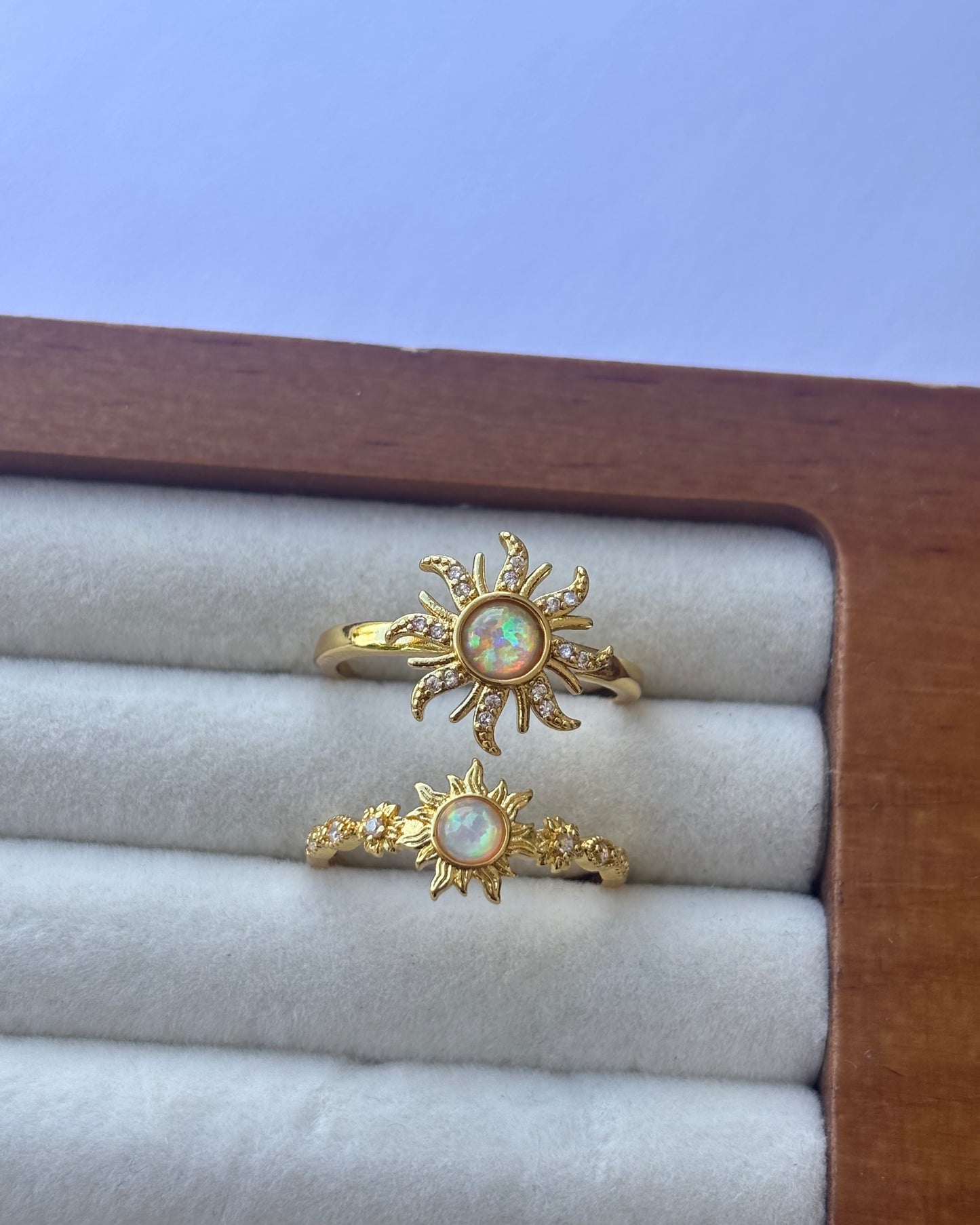 Siara Ring.