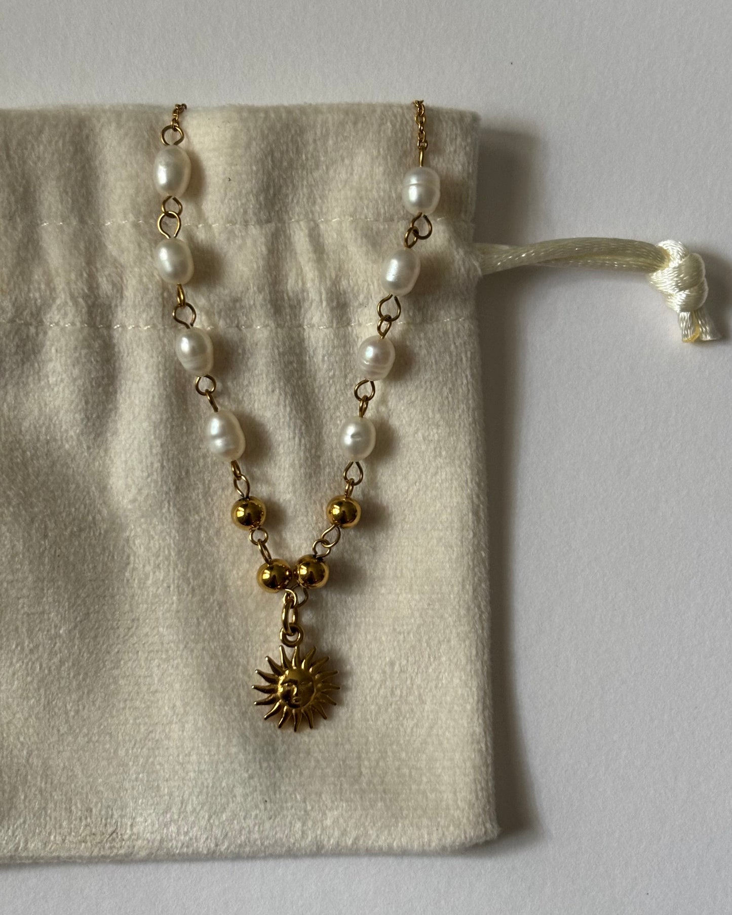 Pearl Soley Necklace.