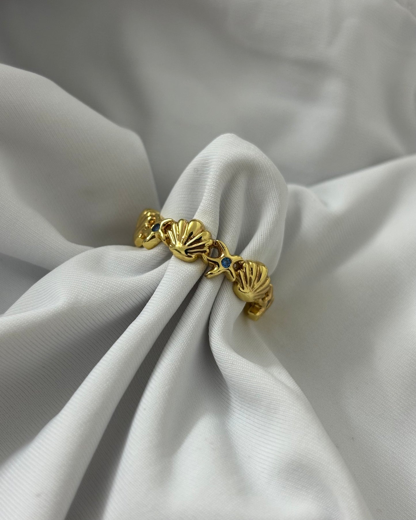 Aquata ring