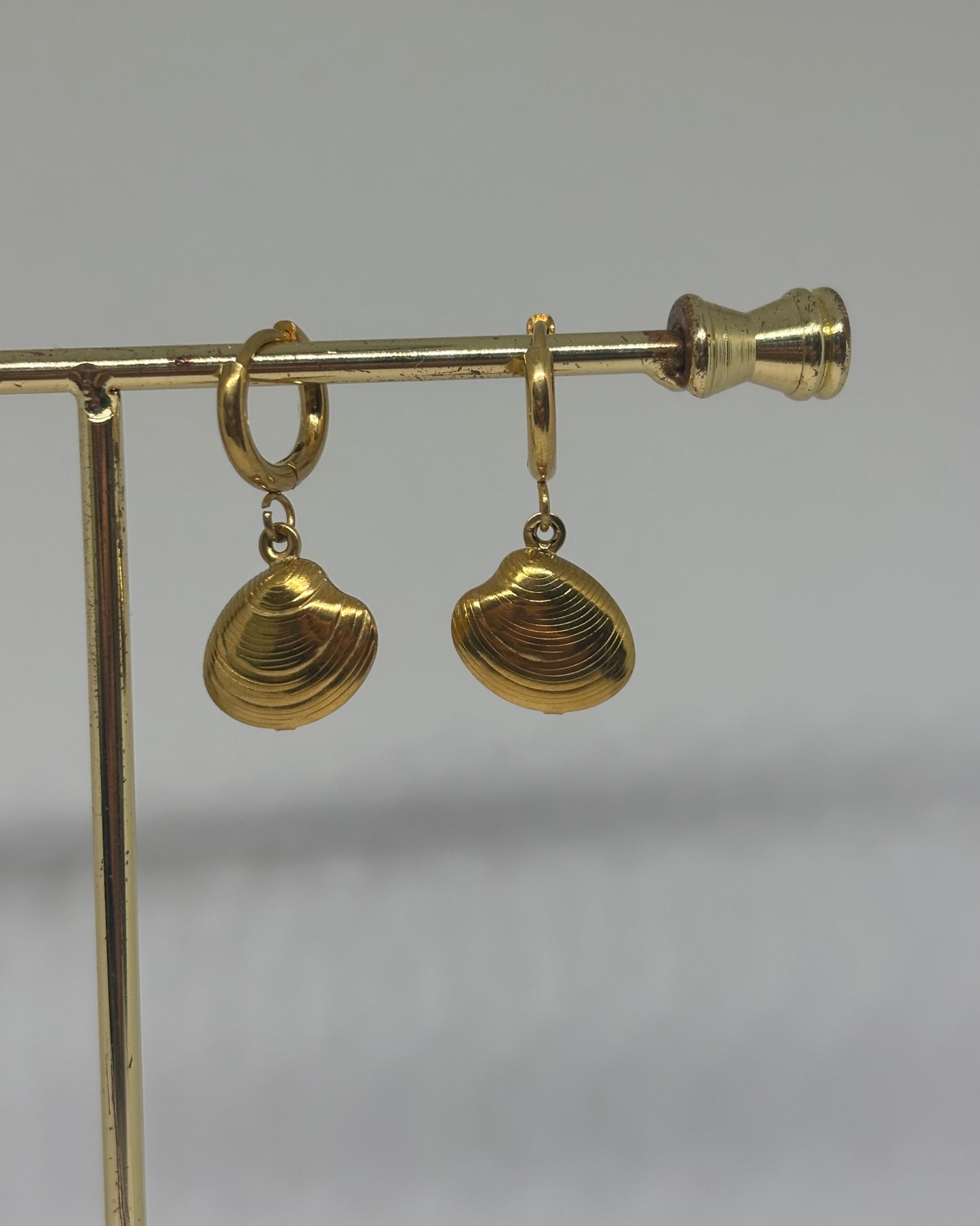 Conchita Earring.