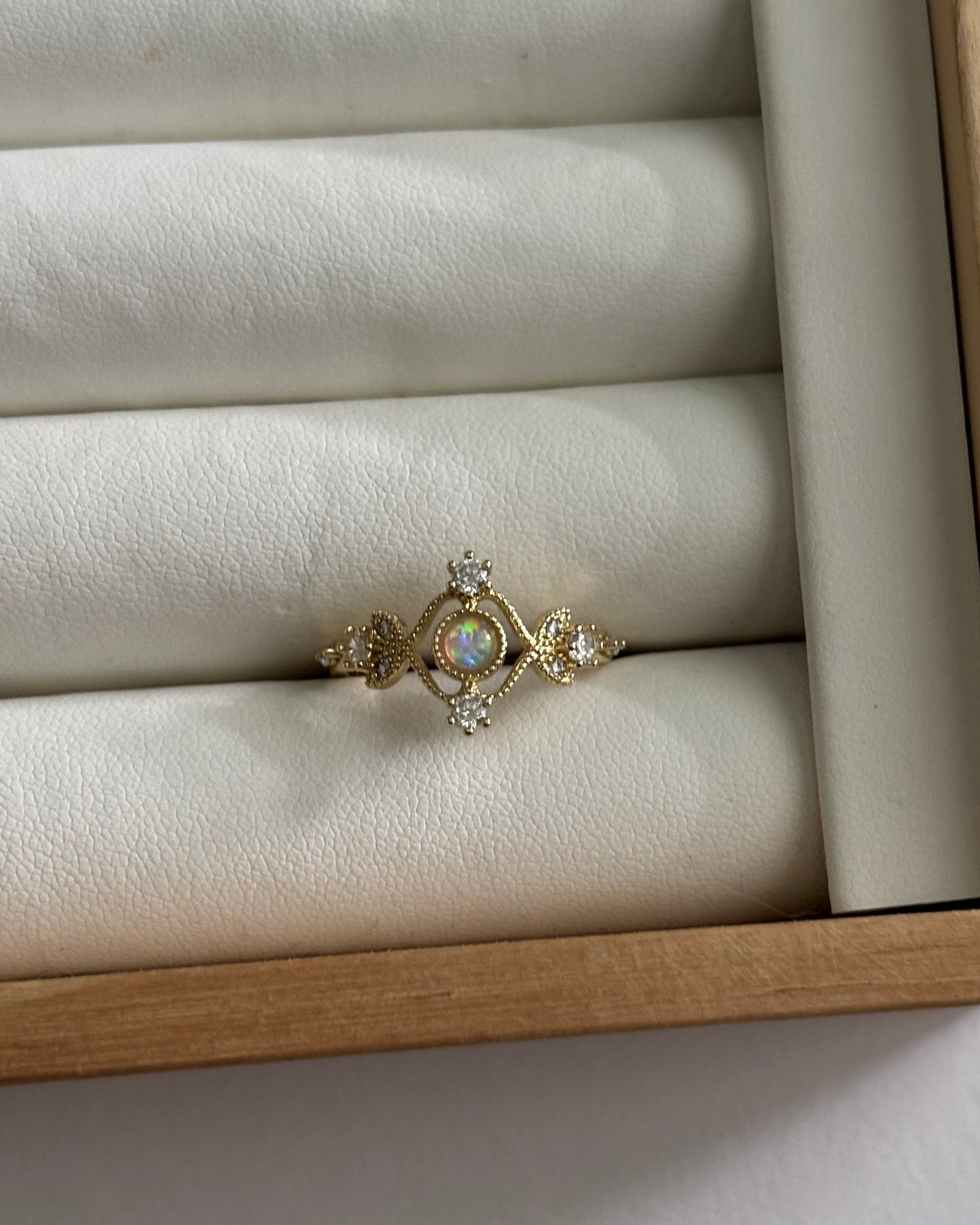 Cosmo ring