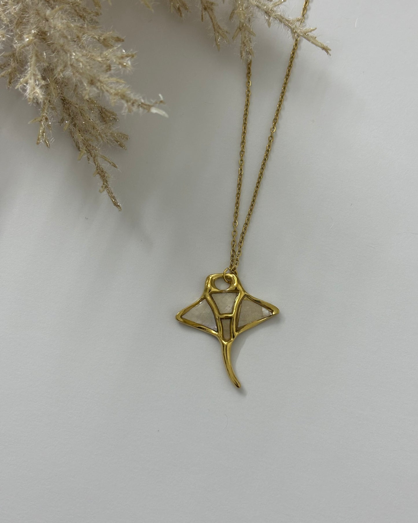 Manta Necklace