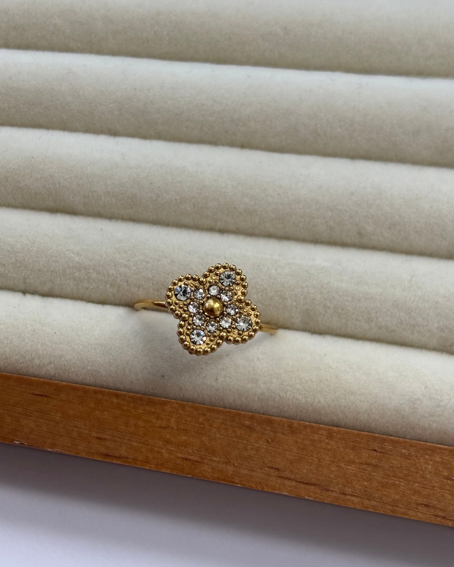 Clover ring.