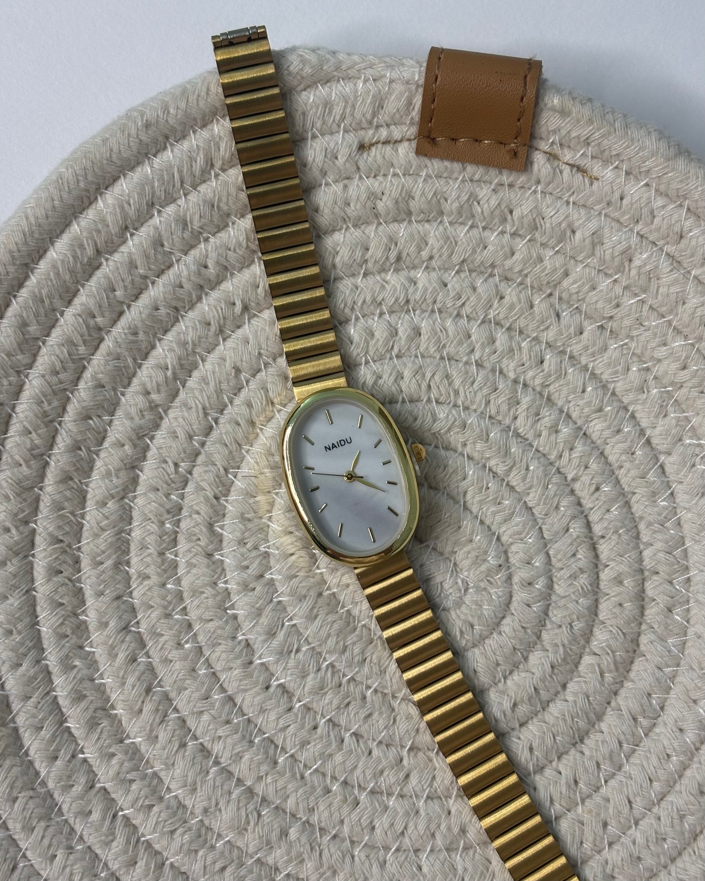 Ana Watch