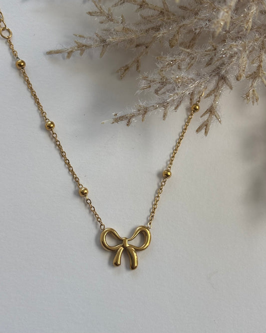 Bow Necklace.